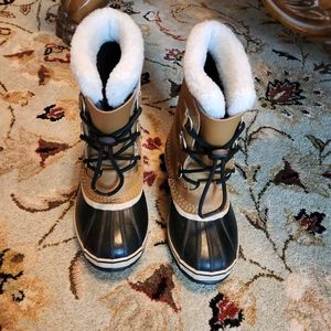 Sorel boots size 4 unisex