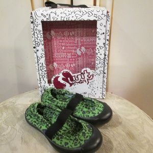 new Swyt GIRL'S Cheetakh Love LIME flat Sz 9.5/EU 28