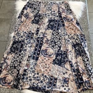 4/$20 floral skirt