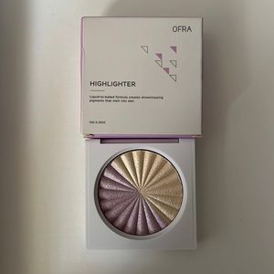 Ofra Highlighter in Retrograde