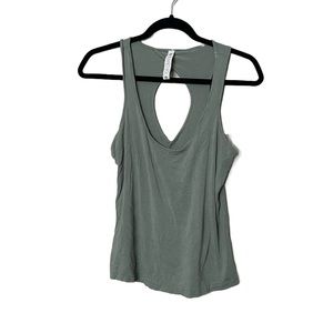 🤍 Scorpio Sol Women’s Size Small Green Tank Top