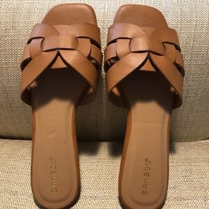 Slip On Woven slide Sandals NEW !!!  SZ 7.5 no box. By Bamboo.