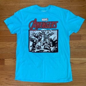 Marvel Avengers Tshirt Adult Large Blue Graphic Tee 100% Cotton Short Sleeve