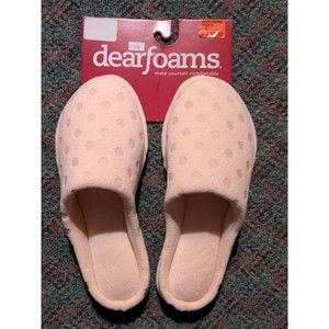 New dearfoams slippers size m Champaign color