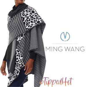 NWT $158 MING WANG Wrap with Vegan Leather Trim - One size