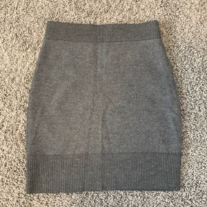 Tristan - Wool Pencil Skirt, zipper back enclosure, Size S