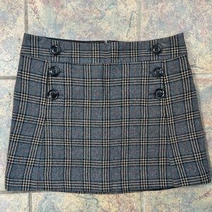 Gap plaid mini skirt with buttons