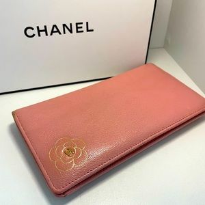 Chanel Camila Continental wallet