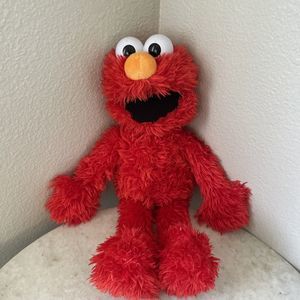 Hasbro Sesame Street ELMO Play All Day 150 Phrase B1541 Plush Toy 22” Talking