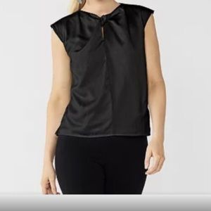 Nine West Sleeveless Twist Neck Top