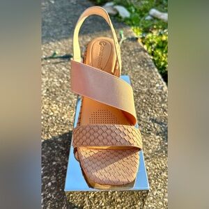 Corso Como!😎”Hally 2” Snakeskin design/Sandals/Heels/Leather/Size-8.5