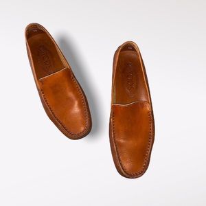 GUC Tod’s Cognac Leather Slip On Loafers