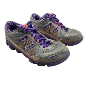 New Balance Girl Purple Animal Print Cushioning Running 750V3 Tennis Shoes Sz 2