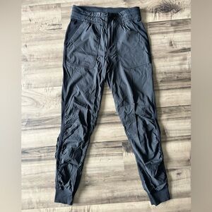 Lululemon Studio Jogger Pants Size 6