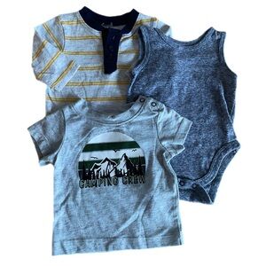 ⭐️ 0-3 Month Baby Boys Onesie & Shirt Bundle⭐️