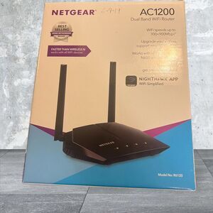 NETGEAR AC1200 Dual Band WIFI Router R6120 BRAND NEW IN ORIGINAL BOX,Never Used