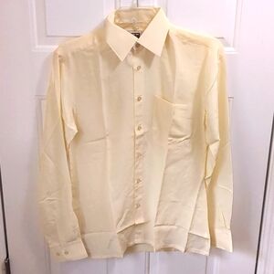 Vintage men's Wallachs small silk long sleeve shirt