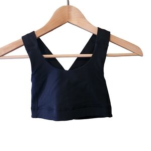 Lululemon  black pull-on racer back sports bra