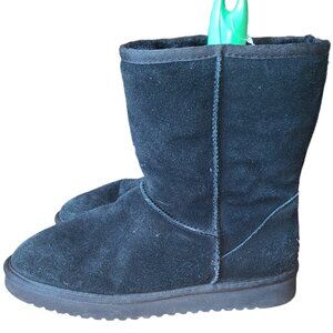 Koolaburra by Ugg Mid Calf winter suede Boots in Size 8 pull on Black fur lined