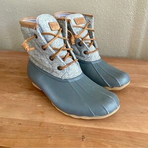 SPERRY Saltwater Gray Rubber Wool Thinsulate Ankle Rain Duck Boots, size 7.5