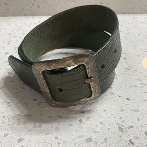 Leather reptile embossed belt Olive distressed buckle Sz 30 length leather 35”