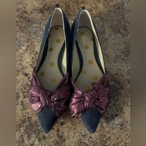 Boden Vanessa Swede Bow Shoes Size 37‎ US Size 6  Women's Navy and Pom Pom