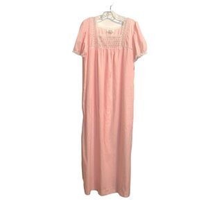 NWT Vintage Barbizon Blendaire Batiste Nightgown Pintuck Embroidered Sz M Long