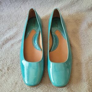 Born teal patent leather square toe flats size 10