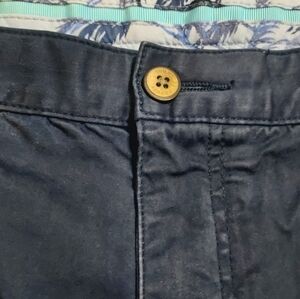 Tommy Bahama Shorts‎ Men's Size 40 Navy Blue Cotton Blend Chino Flat Front