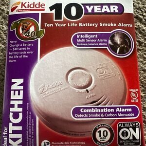 Kidde Smoke & Carbon Monoxide Detector, Battery Powered, Voice Alert - NIB