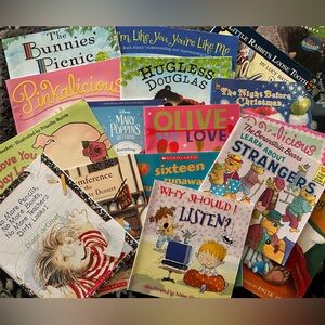 Bundle of 17 Kids Paperback Books