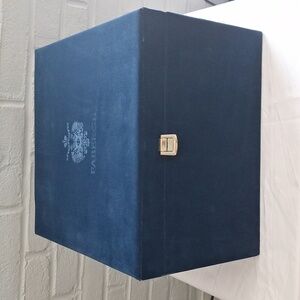 🥚 Large Fabergé blue velvet box