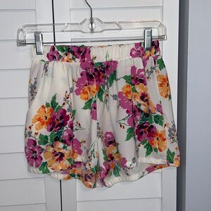 Tyche adorable light weight Flowy shorts