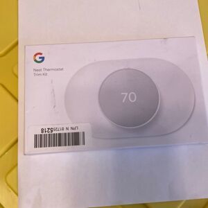Google nest thermostat trim kit like new color snow