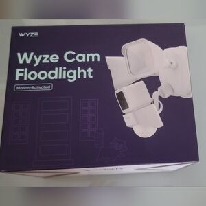 Wyze wired floodlight with 1080 camera