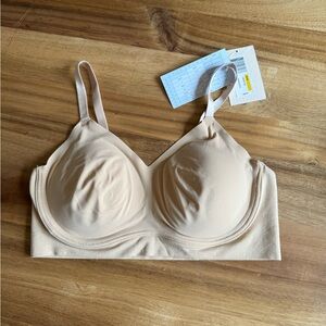 NWT true bralette size medium