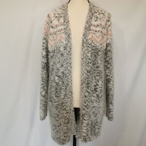 Retrology Super Soft Open Front Fuzzy Cardigan in White, Black & Pink - Sz M