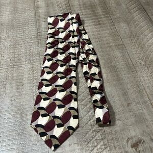 Beautiful silk tie Ziggurat by Mulberry Neckwear