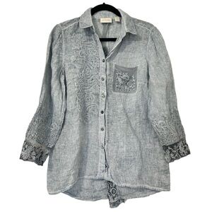 Chicos Embroidered Detail Button Down Shirt