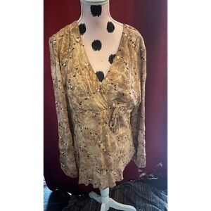 Y2K 90’s Neutral Beige Floral Embroidered Long Sleeve Blouse