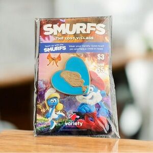 NEW Variety Heart Club Smurfs The Lost Village Smurfette Gold Heart Pin 2016