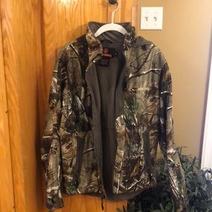 Gamewinner‎ camo jacket