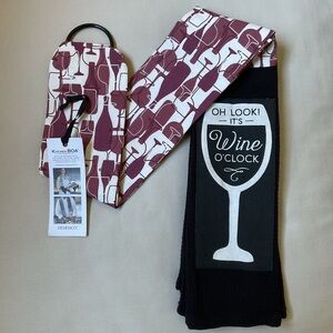 Demdaco Kitchen Boa “OH LOOK, IT’S WINE O’CLOCK”, NWT