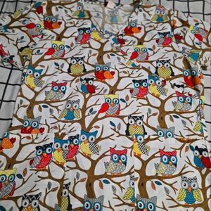 Denice Owl scrub top size L