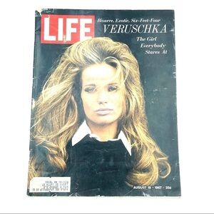 Vintage LIFE Magazine 1967