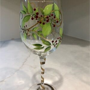 5 pc Pier 1 Retired Holiday Wine Goblets.  Perfect. Hand-Painted Red Green Gold