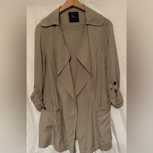 Outerwear‎ women’s khaki lightweight jacket Small