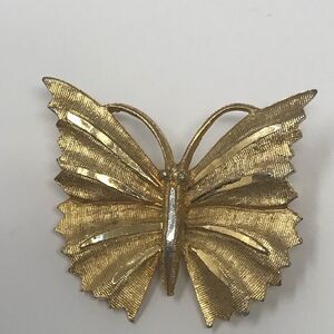 BSK Vintage small Gold Texture Butterfly