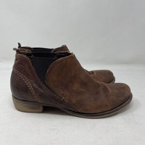 Clarks Colindale Oak Chelsea Ankle Boots Womens Size 7.5 Brown Slip On Leather