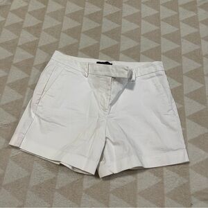 Ann Taylor white shorts 5” inseam comfort size 4